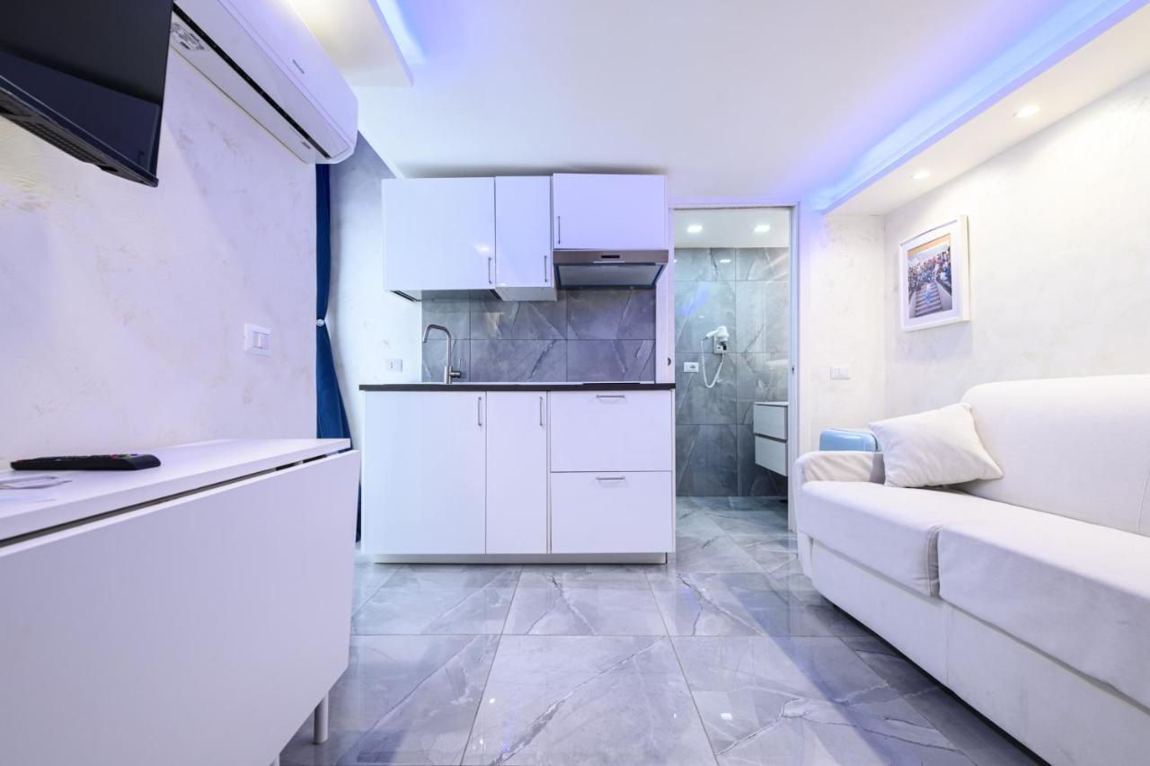 La Magnifica Napoli Apartments Gold House Exterior foto